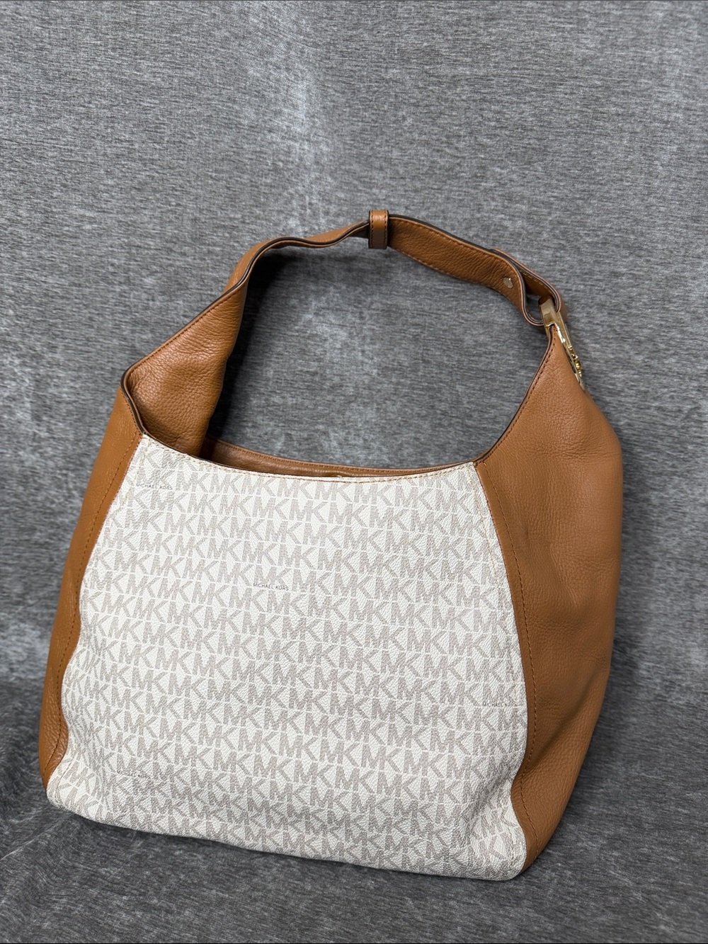 Michael Kors Cream Signature Canvas Hobo with Tan Leather Trim - Picture 1 of 4